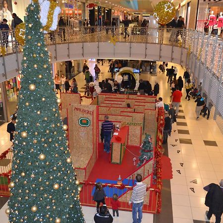 Airport & Fair Suite Apartments فيوميتشينو المظهر الخارجي الصورة