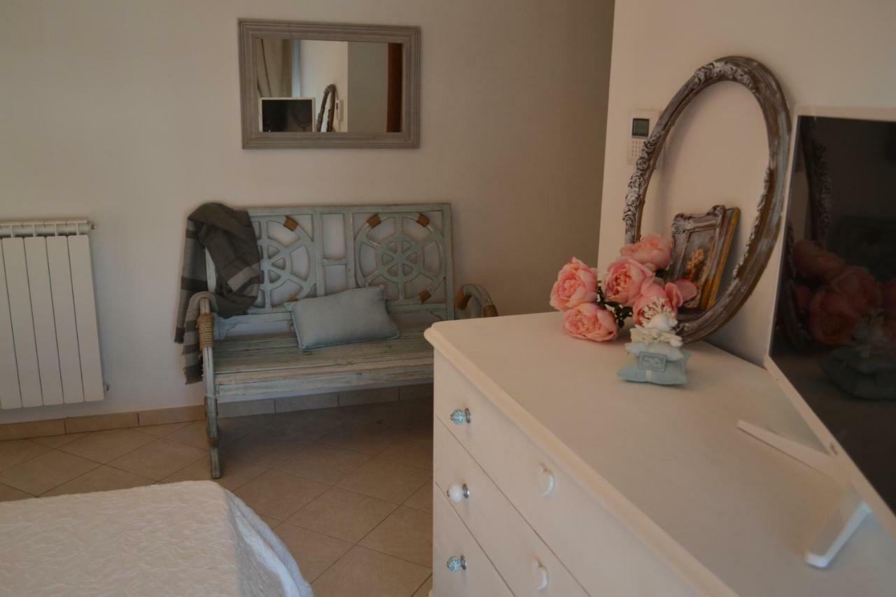 Airport & Fair Suite Apartments فيوميتشينو المظهر الخارجي الصورة