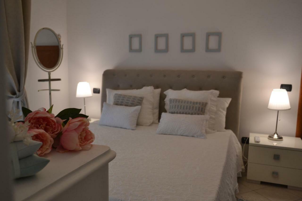 Airport & Fair Suite Apartments فيوميتشينو المظهر الخارجي الصورة