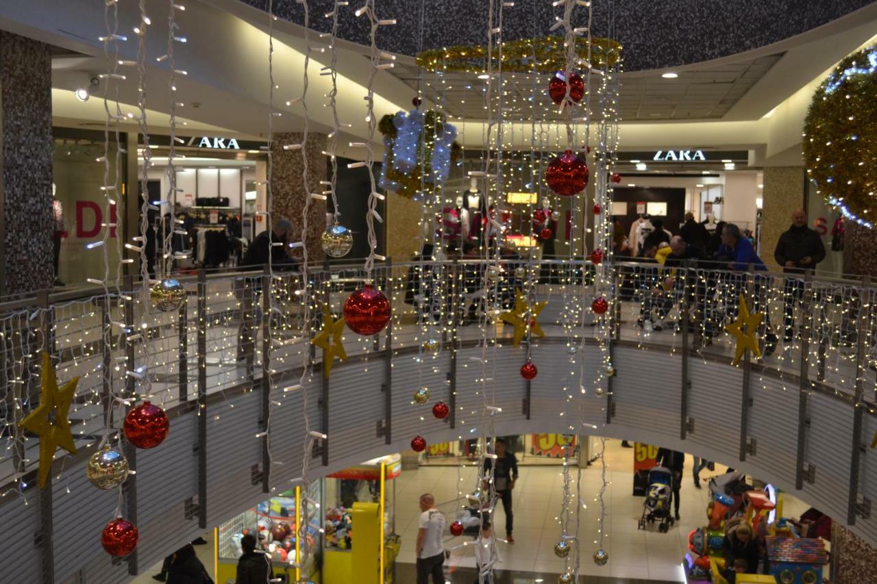 Airport & Fair Suite Apartments فيوميتشينو المظهر الخارجي الصورة